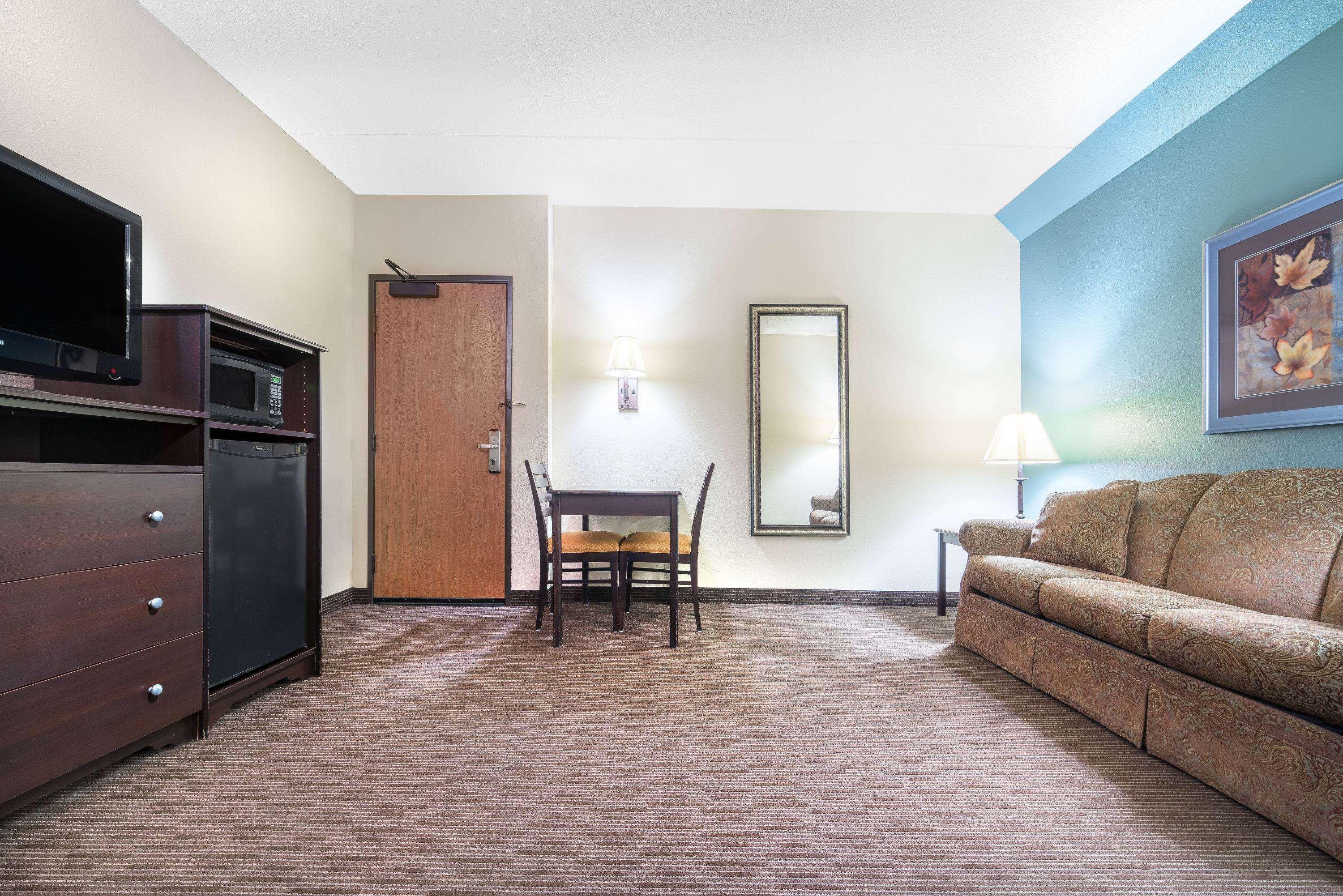 Americinn By Wyndham Green Bay East Exterior photo
